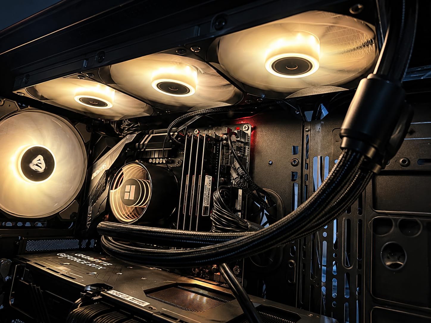 Thermalright Frozen Notte 120 ARGB Black Liquid CPU Cooler, 120mm PWM Fan with ARGB - Up to 2000RPM Speed, for AMD/AM4/AM5, Intel LGA1150/1151/1200/1700/1851, Black customer photo 2