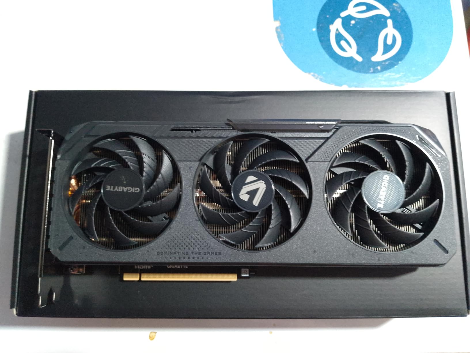 GIGABYTE GeForce RTX 5050 Gaming OC 8G Graphics Card, 8GB 128-bit GDDR6, PCIe 5.0, WINDFORCE Cooling System, GV-N5050GAMING OC-8GD Video Card customer photo 1