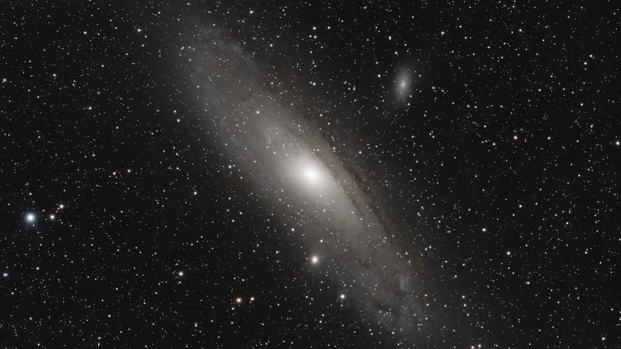 DWARFLAB Dwarf 3 Smart Telescope - Portable Astrophotography Camera, Capture Astronomy/Wildlife/Panorama, AZ/EQ Mode, Built-in Processing, 4K Auto-Tracking, Ultra-Light 3lb, Ideal for All Ages customer photo 1