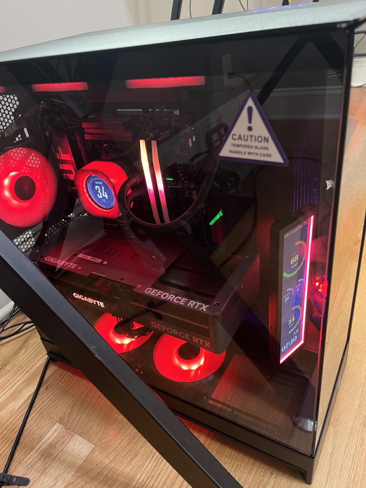 CORSAIR Commander Duo iCUE Link RGB Lighting and PWM ARGB Fan Controller - Control 12 Daisy-Chained PWM Fans, Two Flexible Temperature Sensors Included - Black customer photo 1