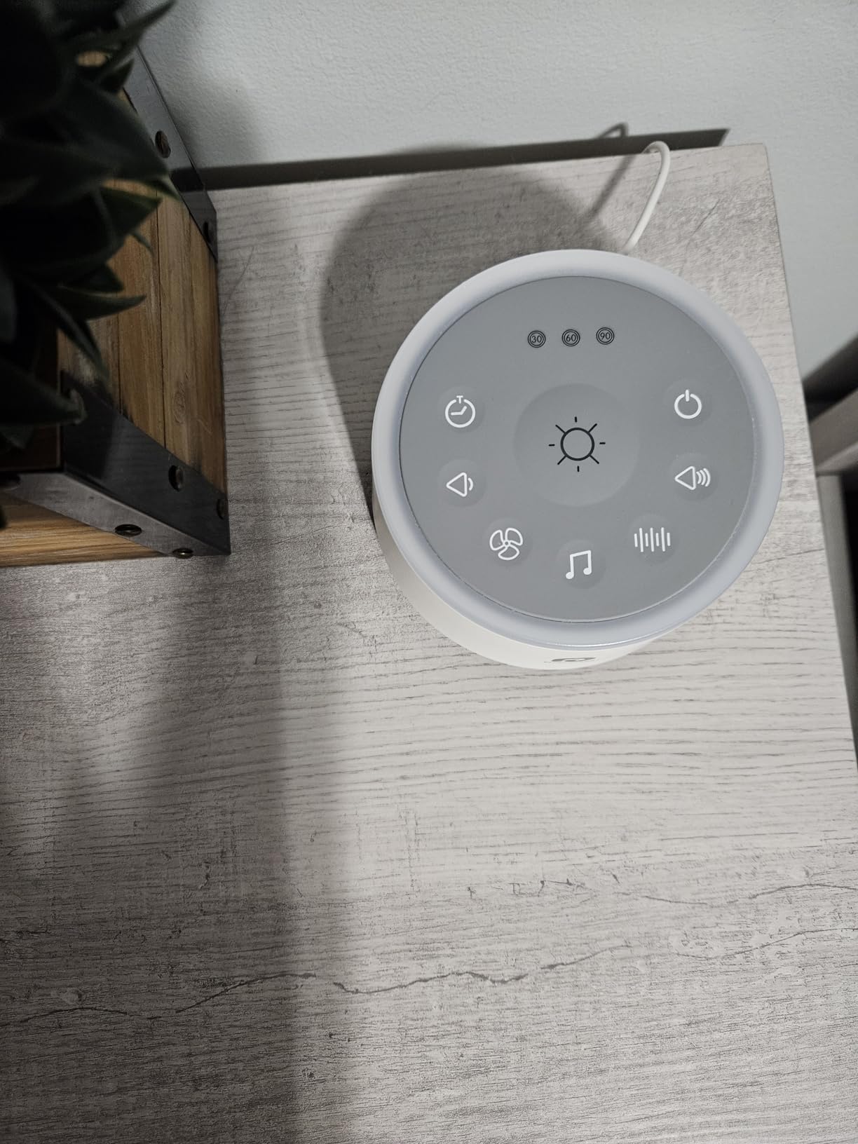 Dreamegg White Noise Machine for Adults - 10W Powerful Sound Machine with 29 Soothing Sounds, Noise Masking for Snoring, Traffic & Office Privacy, Ideal for Home, Travel & Deep Sleep customer photo 1