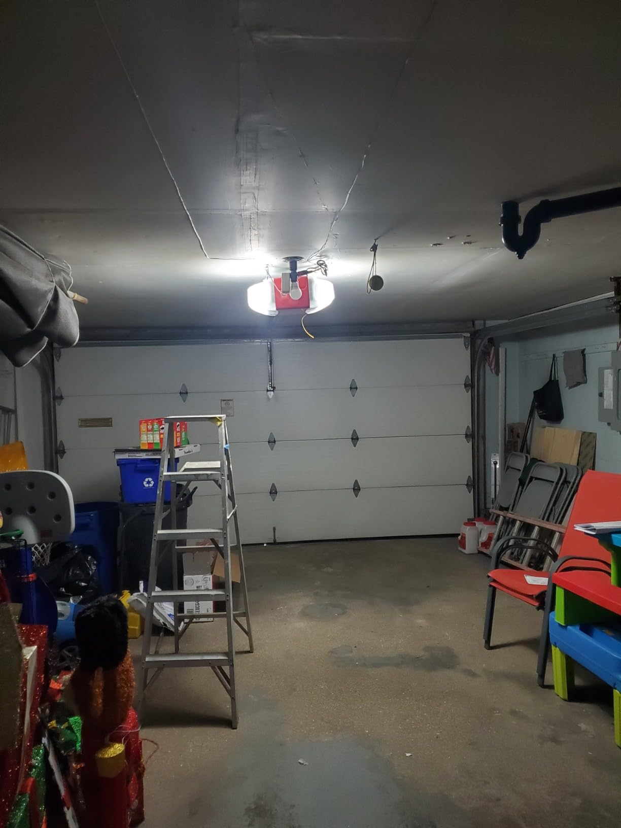 Craftsman Belt Drive Garage Door Opener, 3/4 HP, Wi-Fi, Battery Backup | Heavy duty Chain-Drive, myQ compatible, Quiet performance, Includes: 2 remotes, wall control & safety sensors customer photo 2