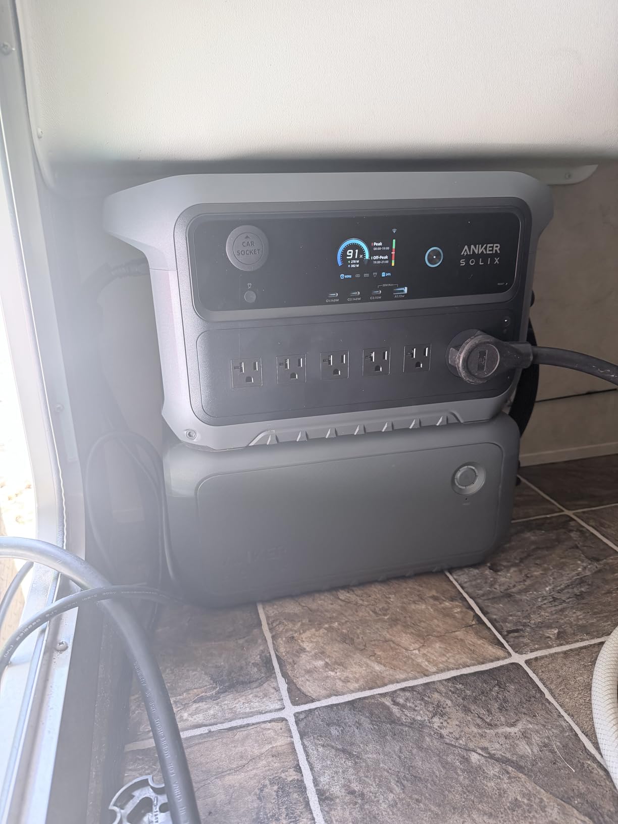 Anker SOLIX C2000 Gen 2 Portable Power Station, 2,400W (Peak 4,000W) Solar Generator, Full Charge in 58 Min, 2048wh LiFePO4 Battery for Home Backup, Power Outages, and Camping customer photo 2