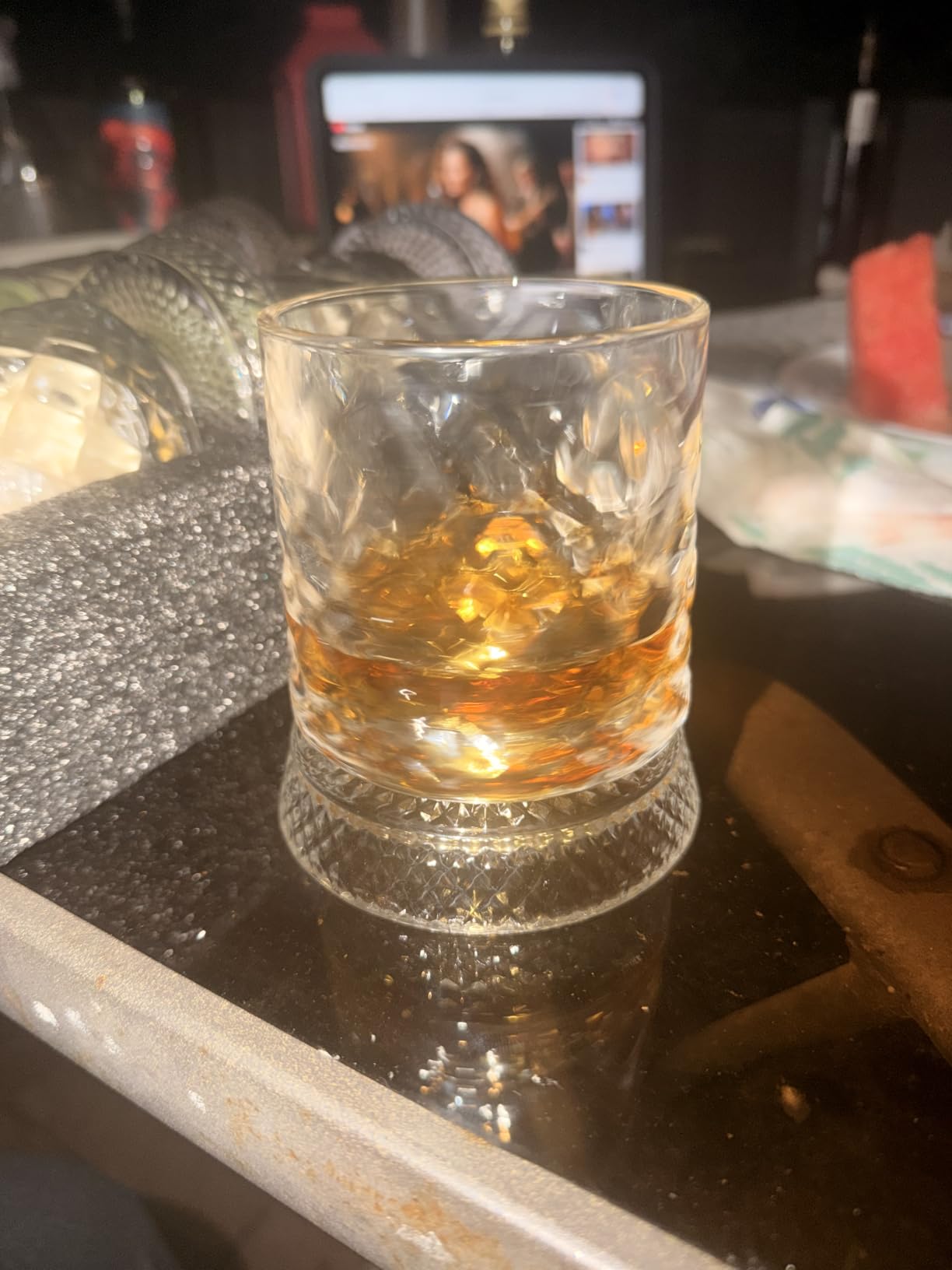 Spinning Whiskey Glasses Set of 4 With Iceball Molds, 9.5oz Lead-free Rotating Old Fashioned Rocks Glasses for Bourbon, Scotch, Liquor and Cocktails, Gifts for Whiskey-lovers customer photo 2