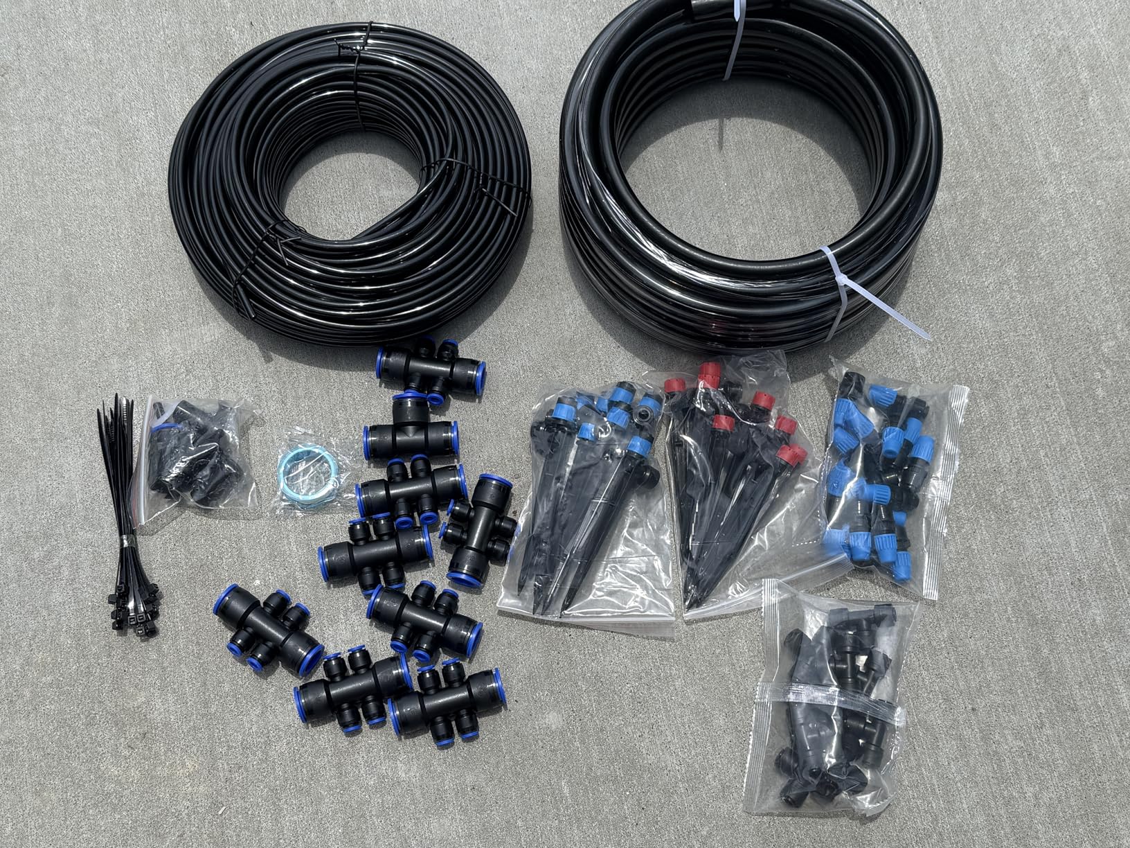 240FT Drip Irrigation System Kit Quick-Connect, Automatic Garden Watering System for Raised Garden Beds, Greenhouse, Yard, Lawn, Plant with 1/2 inch Hose 1/4 inch Distribution Tubing and Accessories customer photo 2