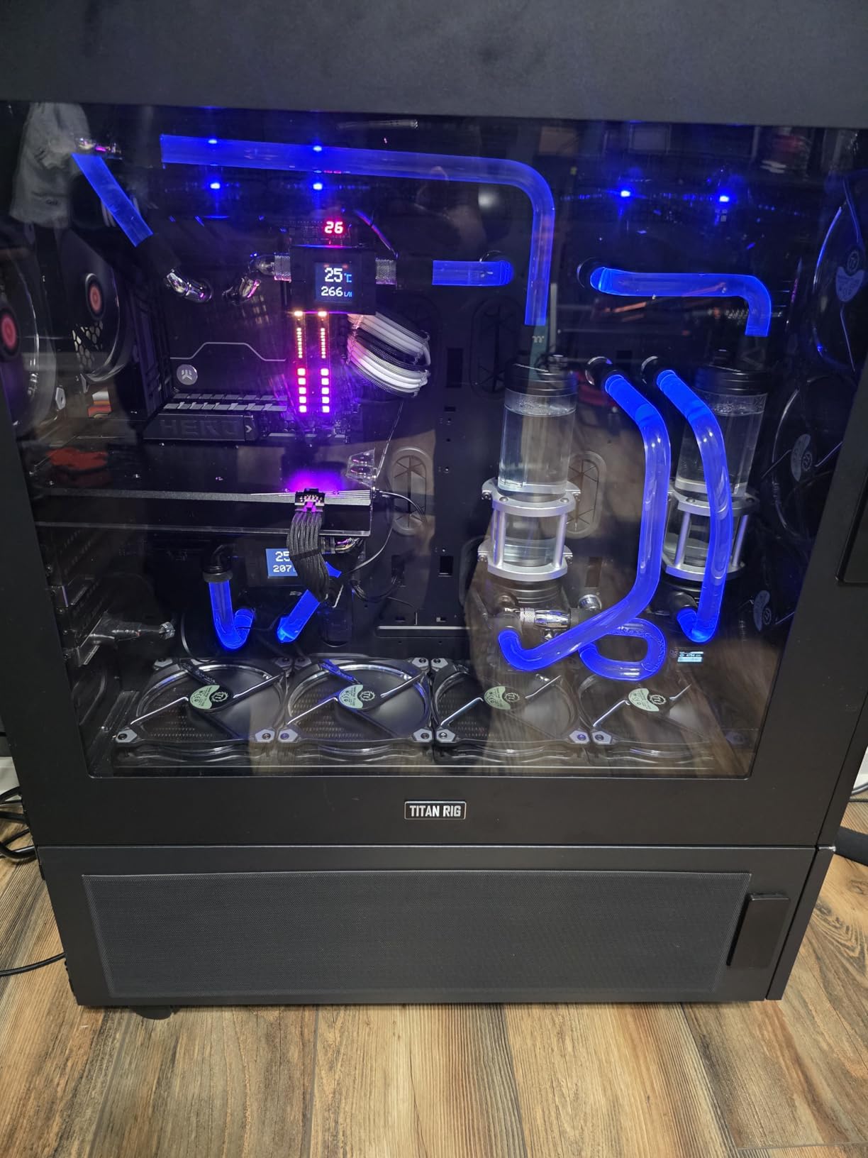 Intel Core Ultra 7 Processor 270K Plus 24 cores (8P+16E) up to 5.5 GHz LGA1851 customer photo 1