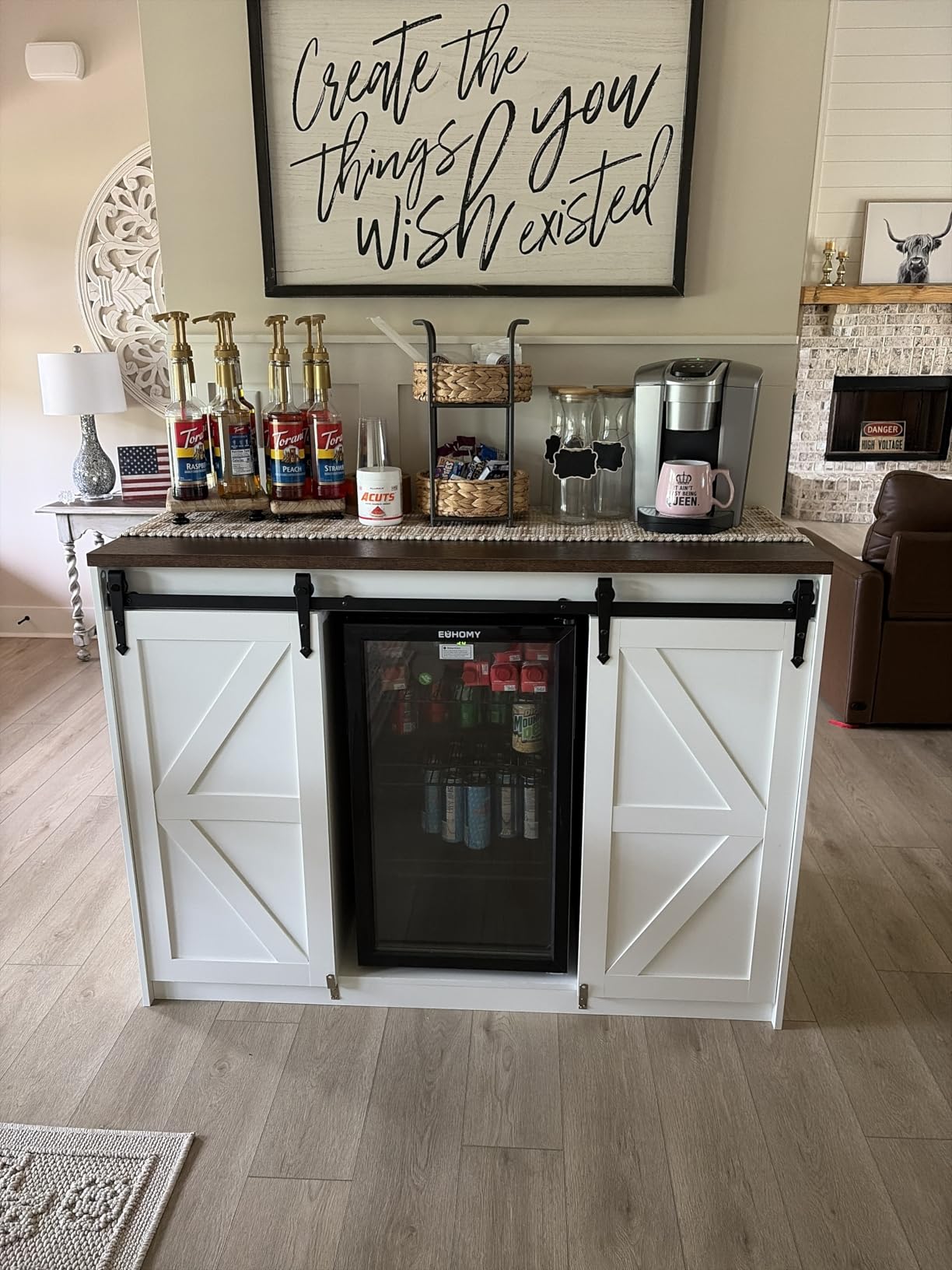 EUHOMY 18L Wine Fridge Mini Fridge, Freestanding Counter-top Wine Cooler | 40°F to 61°F, 4 Bottle and 6 Can, Compressor Cooling, Glass Door, Adjustable Shelves, LED Digital Temperature Control, Quiet customer photo 2