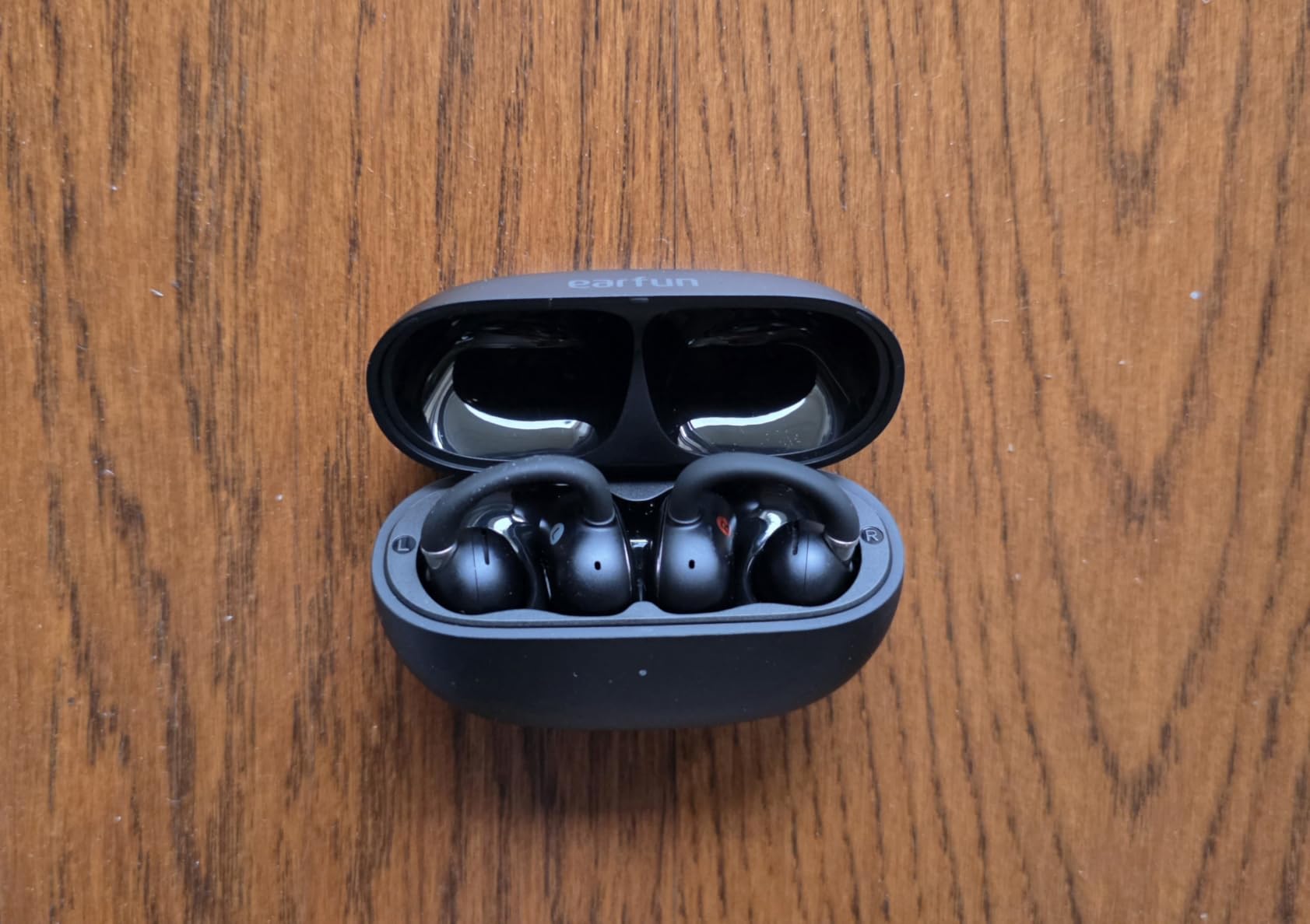 EarFun Clip 2 Open Ear Earbuds, Clip On Headphones, LDAC, Hi-Res Audio, 12mm Titanium Driver, 4 Mics AI Clear Call, AI Translation Earbuds, Secure Fit, 40H Playtime, Bluetooth 6.0 for Running, Workout customer photo 2