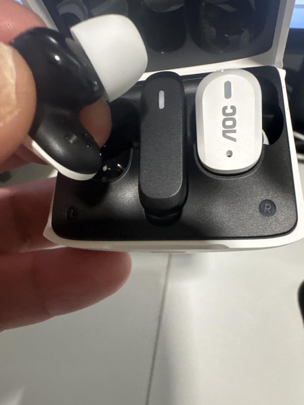 AOC ACT3512 Wireless Gaming Earbuds for PS5 PC Switch, 2.4GHz USB-C Dongle & Bluetooth 5.3 Headphones, 20ms Ultra-Low Latency, Noise Cancelling Mic, 32H Playtime customer photo 1