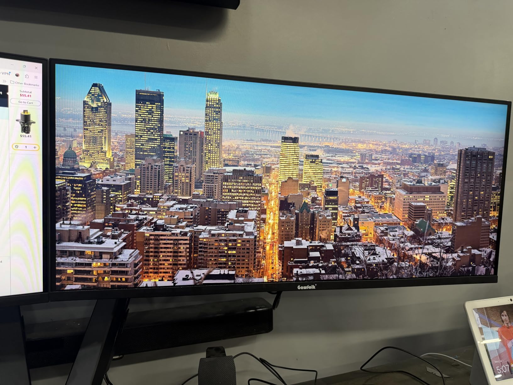 Gawfolk 32 Inch 4K 240Hz Curved Gaming Monitor, UHD 3840 x 2160 Computer PC Monitor with Speakers, 1500R 1ms Frameless, Adaptive Sync, HDMI, DisplayPort VESA, Tilt Adjustable customer photo 1