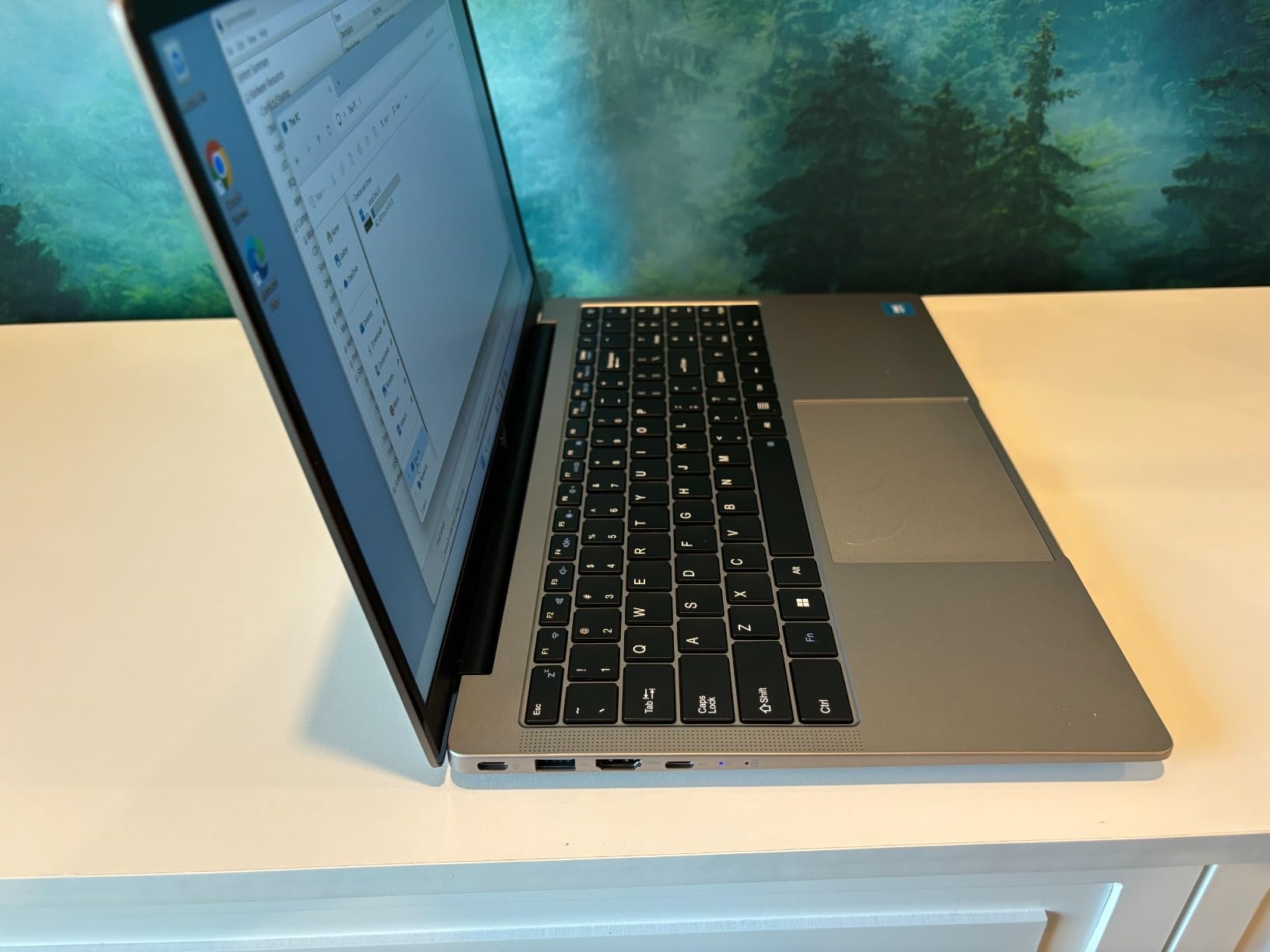 KAIGERR Gaming Laptop, 24GB DDR5 512GB NVMe SSD, AMD Ryzen 7 H255 (8C/16T, Up to 4.9GHz), 16.0 inch, Radeon RX Vega 8 Graphics, WiFi 6 customer photo 1