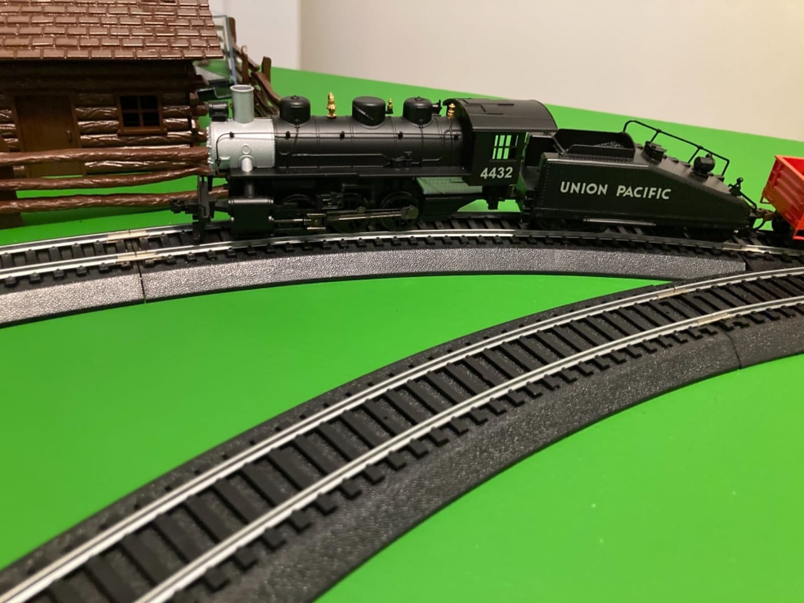 Bachmann Trains - Pacific Flyer Ready To Run Electric Train Set - HO Scale customer photo 1