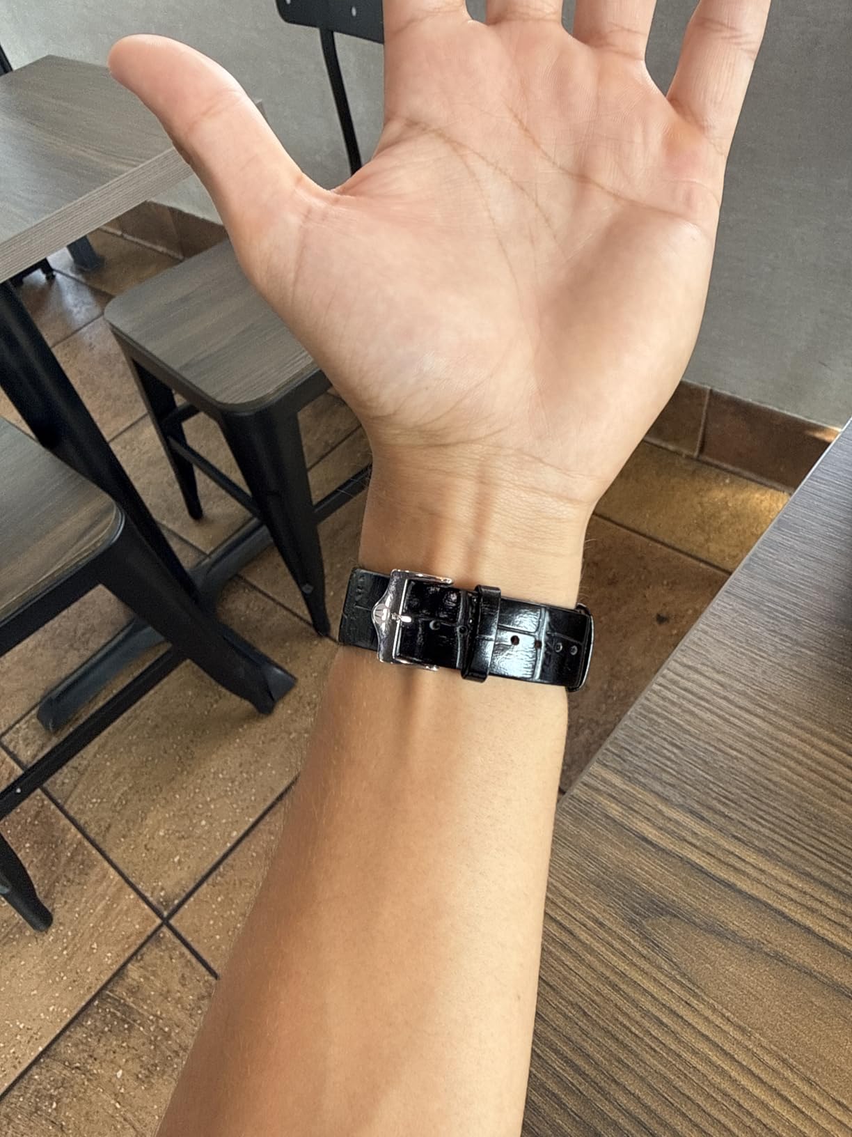 Bulova Men's Stainless Steel 3-Hand Calendar Date Quartz Watch with Black Leather Strap, Rectangle Dial Style: 96B107 customer photo 2