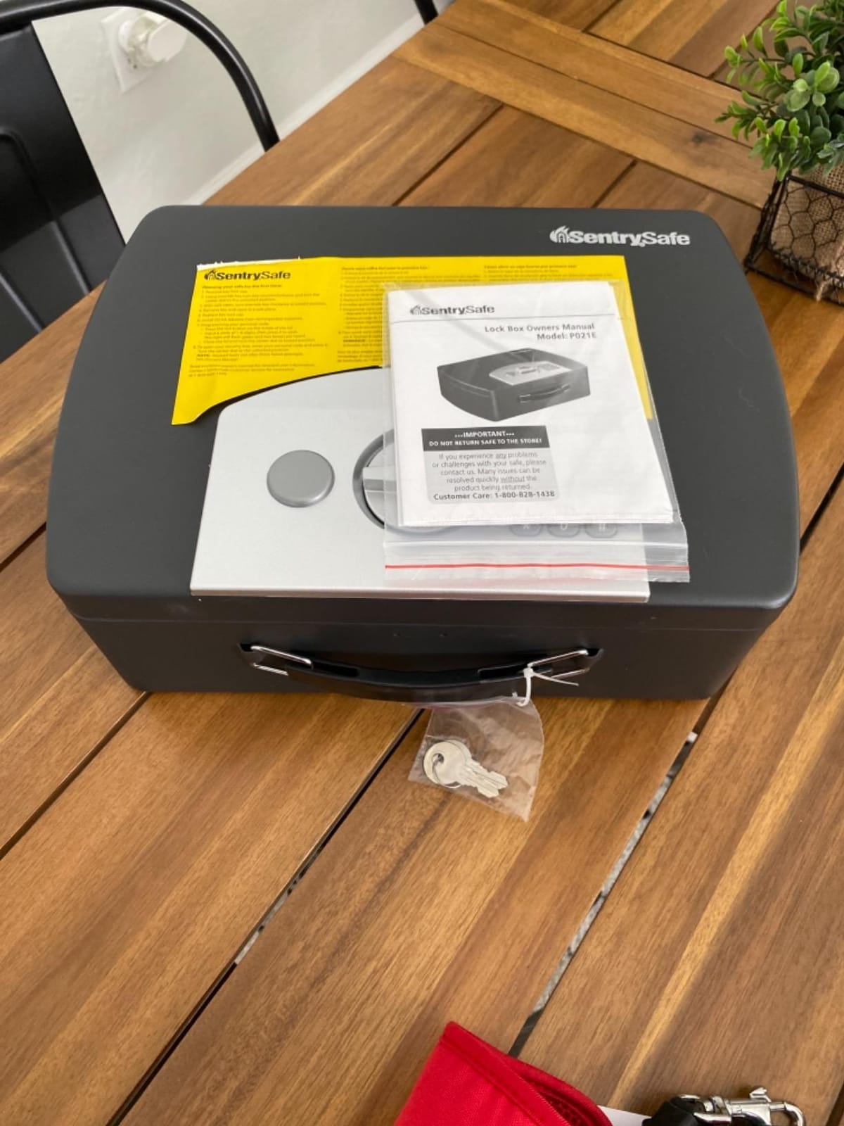 SentrySafe Portable Black Safe Box with Digital Keypad Lock, Small Steel Travel Safe with Carrying Handle for Money, Passport, 0.21 Cubic Feet, 4.4 x 13 x 10 Inches, P021E customer photo 1