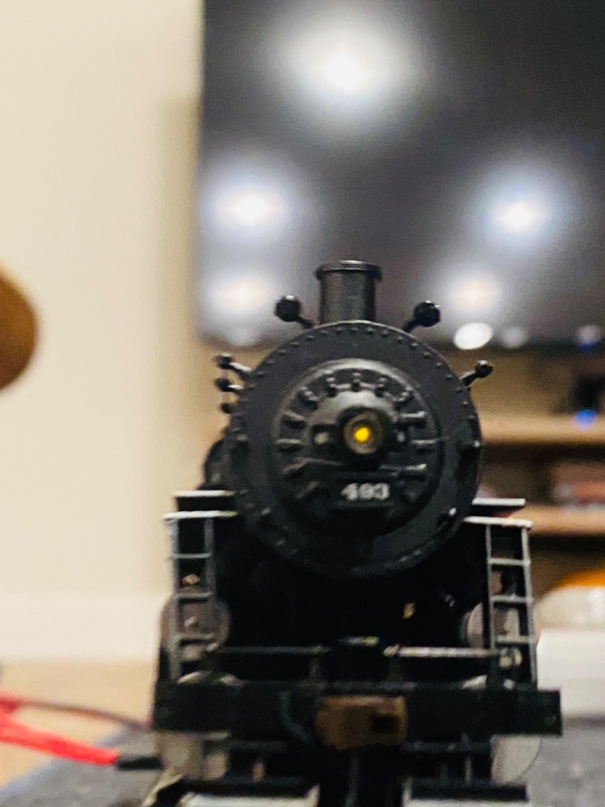 Bachmann Trains - Durango & Silverton Ready To Run Electric Train Set - HO Scale, Yellow | Complete Starter Set, Locomotive, Rolling Stock, Track, Power Pack and Speed Controller, Build Your Model Railroad, 710 customer photo 1