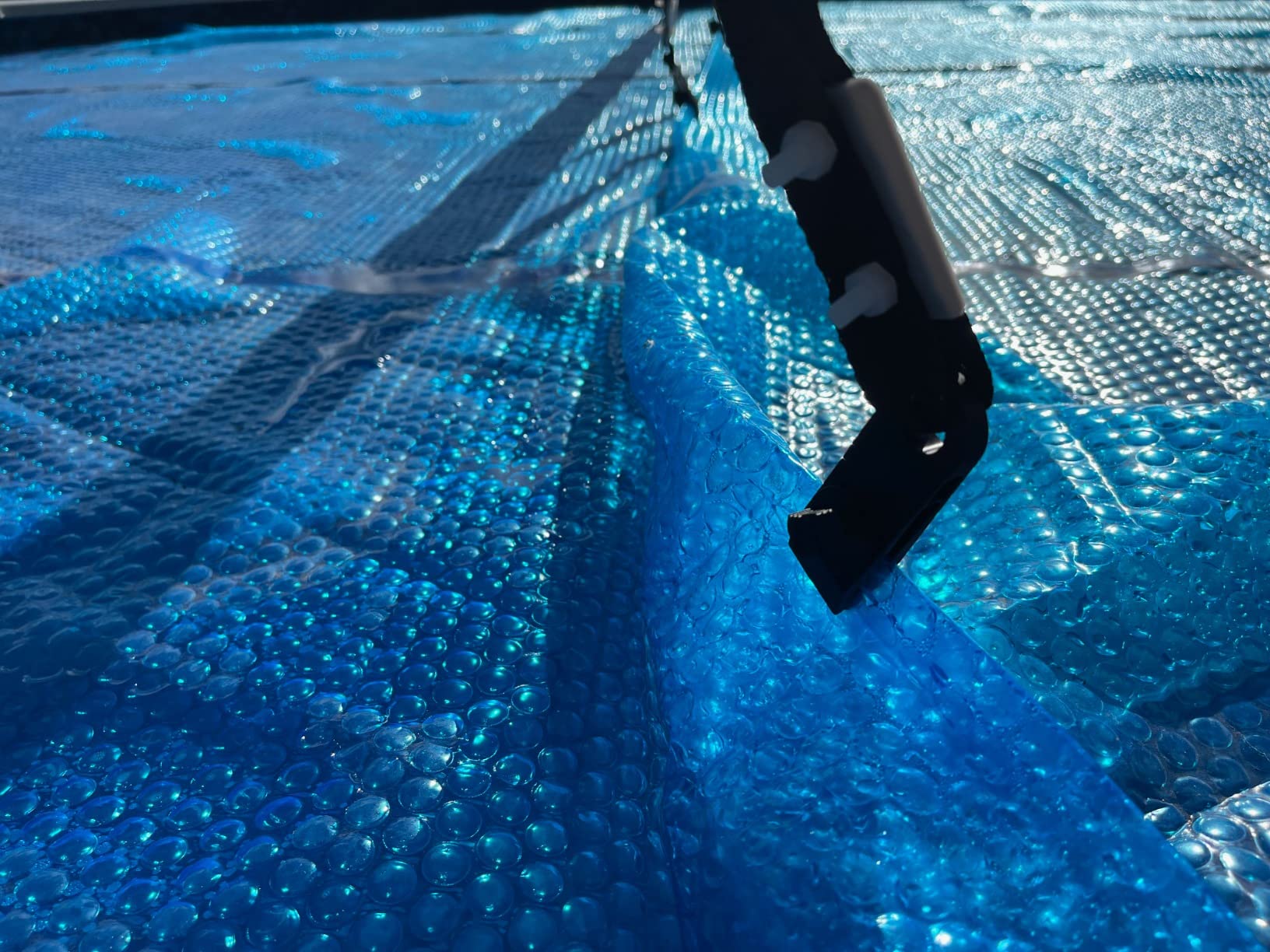Sun2Solar Solar Cover White Reel System for Round or Oval Above-Ground Swimming Pools | Fits Pools up to 21-Feet Wide Without Decking | Easy One-Person Operation customer photo 1