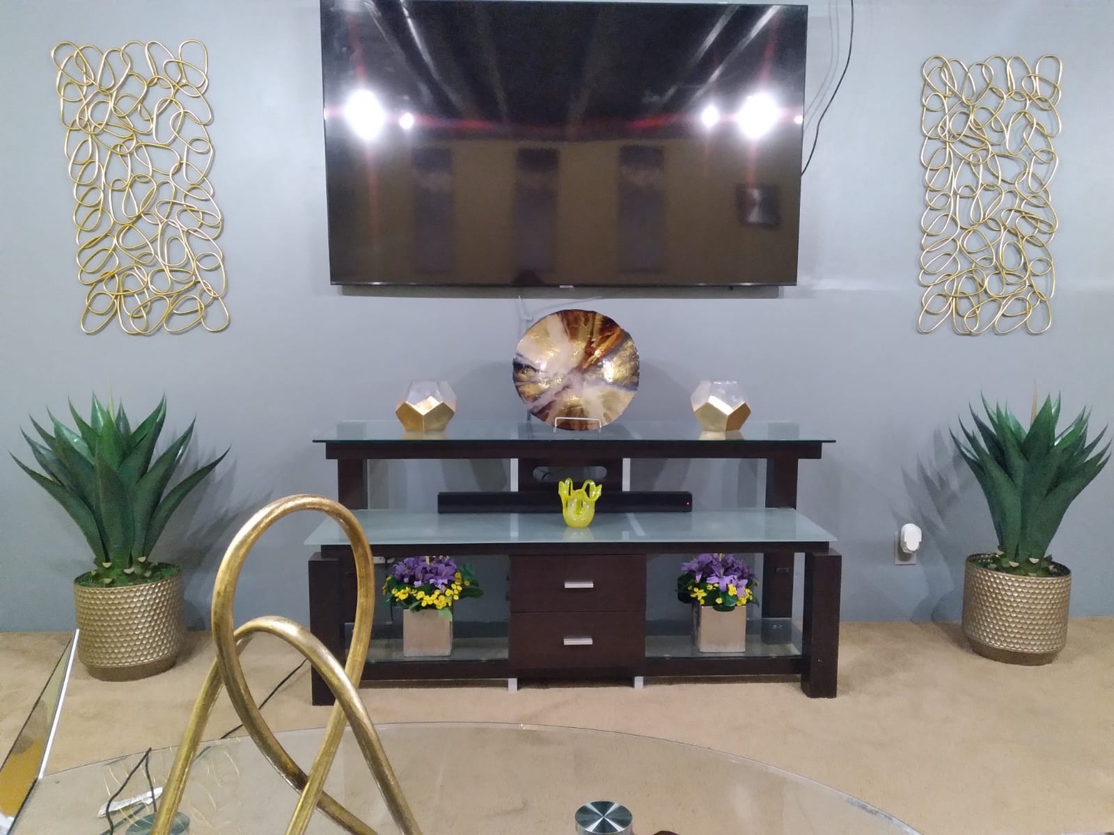 Uttermost In the Loop 37 1/2