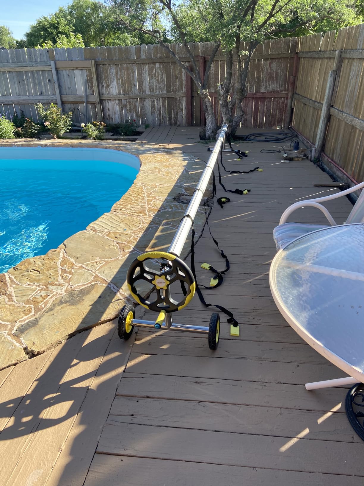 VINGLI 18FT Pool Cover Reel, Solar Cover Reel for Inground Swimming Pool | Aluminum Solar Swimming Inground Cover Blanket Reel, Adjustable Pool Cover Roller with Embedded Straps and Clips (Upgrade) customer photo 2