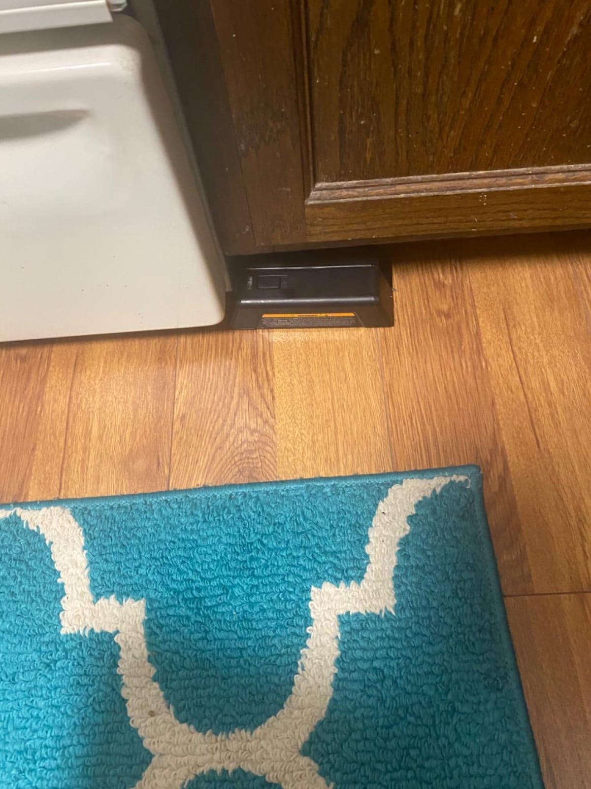 Victor M250SSR-3 Indoor Humane Electronic Mouse Trap - No Touch, No See Electric Instant Kill Mouse Trap - 3 Traps customer photo 1