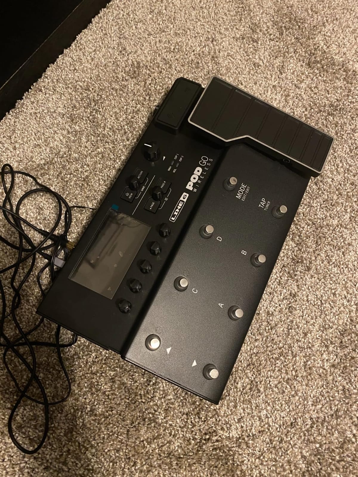 Line 6 POD Go Guitar Multi-Effects Pedal, Black customer photo 1