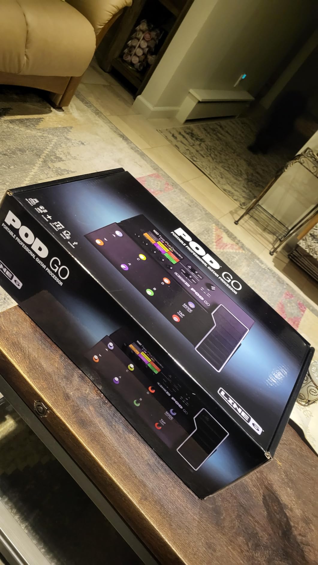 Line 6 POD Go Guitar Multi-Effects Pedal, Black customer photo 2