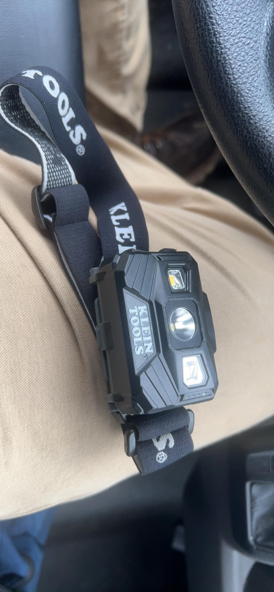 Klein Tools 56048 Rechargeable LED Headlamp, Adjustable Fabric Strap, 400 lms, All-Day Runtime, for Work, Running, Outdoor Hiking customer photo 2