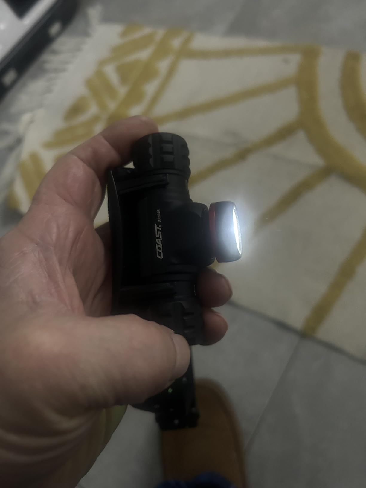Coast XPH30R 1200 Lumen USB-C Rechargeable Dual Power Headlamp with Twist Focus Beam and Magnetic Base, 4.37 oz. - Black customer photo 2