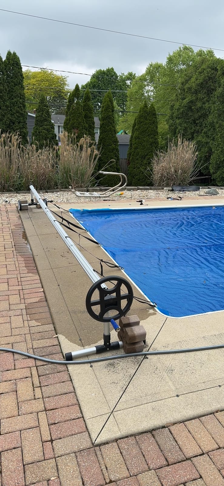 18FT Pool Cover Reel Set for Inground Pools, Fits 6-18 ft Wide Pool | Adjustable In-Ground, Easy-Crank Handle, Rust-Resistant Tube, Fits 6-18 ft Wide Pools, Aluminum customer photo 1