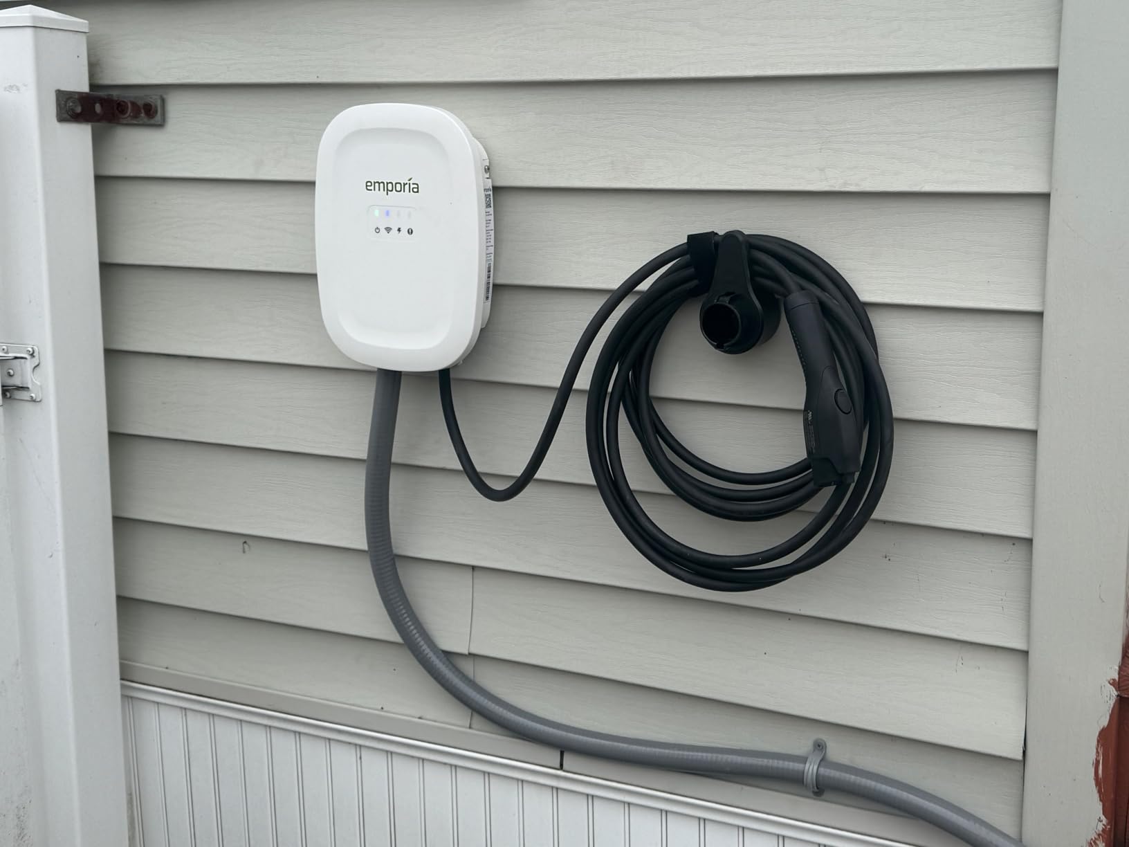 EMPORIA Level 2 EV Charger w/ J1772 Connector - 48 Amp, 240V WiFi Enabled Electric Vehicle Charging Station, 25ft Cable, NEMA 14-50, White customer photo 2