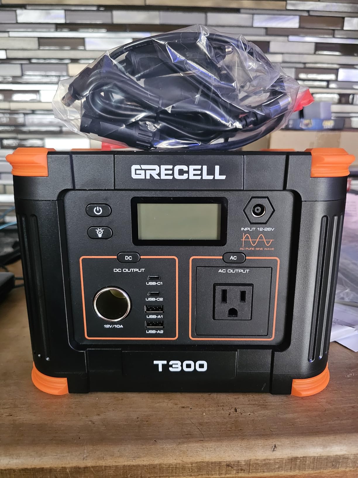 GRECELL 999Wh Solar Generator 1000W Portable Power Station for Outdoor | With 60W USB-C PD Output, 120V Pure Sine Wave AC Outlet Home Camping Travel Hunting Backup Lithium Battery (Peak 2000W) customer photo 1