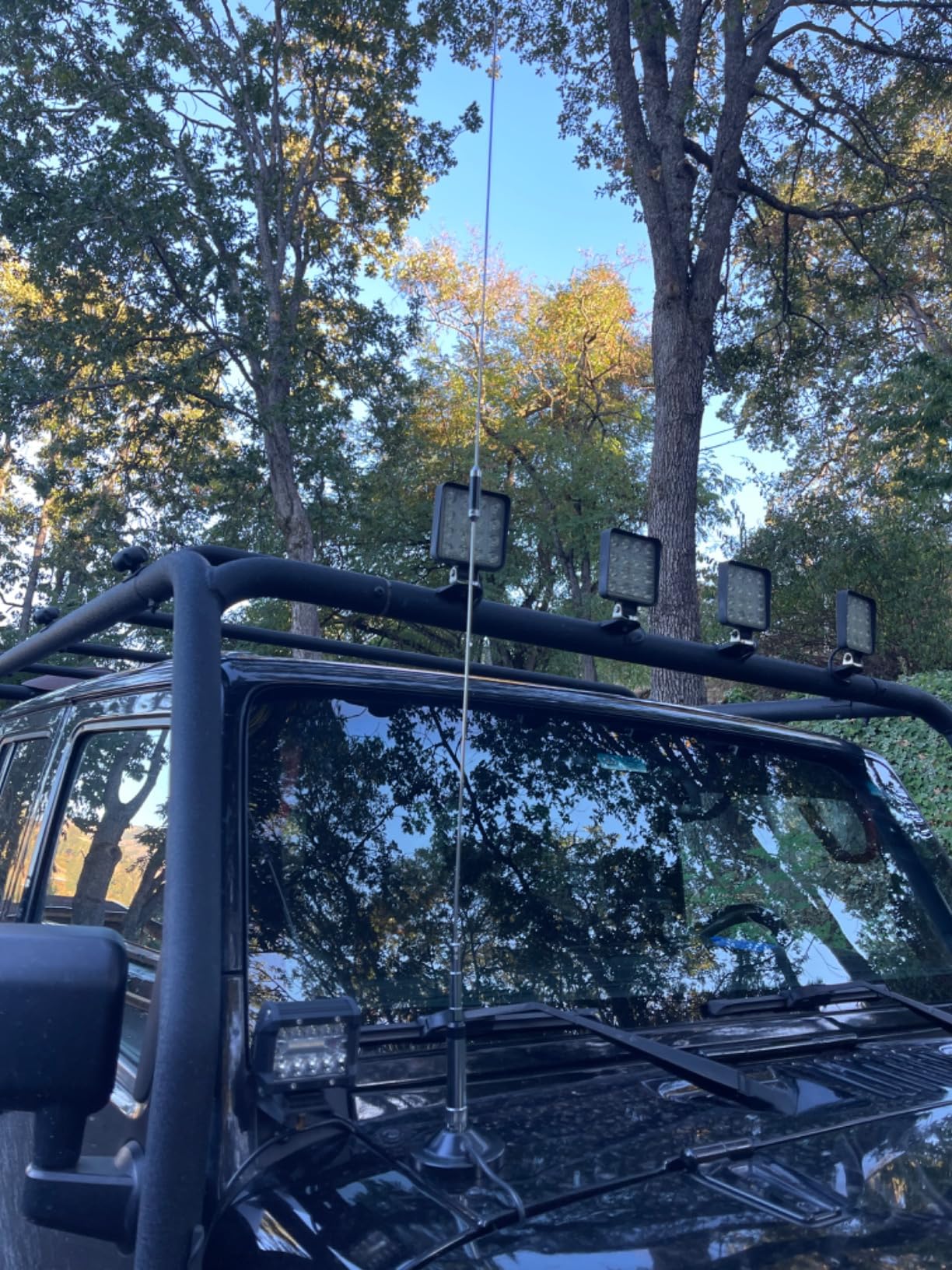 Retevis MB1 CB Radio Kit, AM/FM Mini CB Radio with Antenna for Truck | Noise Cancellation, 7-Color Screen, Easy to Install, 12V/24V Cigarette Lighter Plug, Emergency Channel 9/19, Auto-Scan, VOX customer photo 1