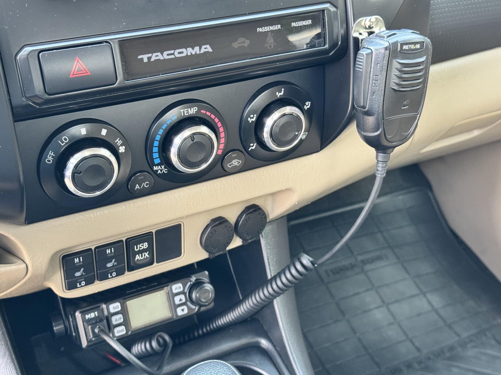 Retevis MB1 CB Radio Kit, AM/FM Mini CB Radio with Antenna for Truck | Noise Cancellation, 7-Color Screen, Easy to Install, 12V/24V Cigarette Lighter Plug, Emergency Channel 9/19, Auto-Scan, VOX customer photo 2