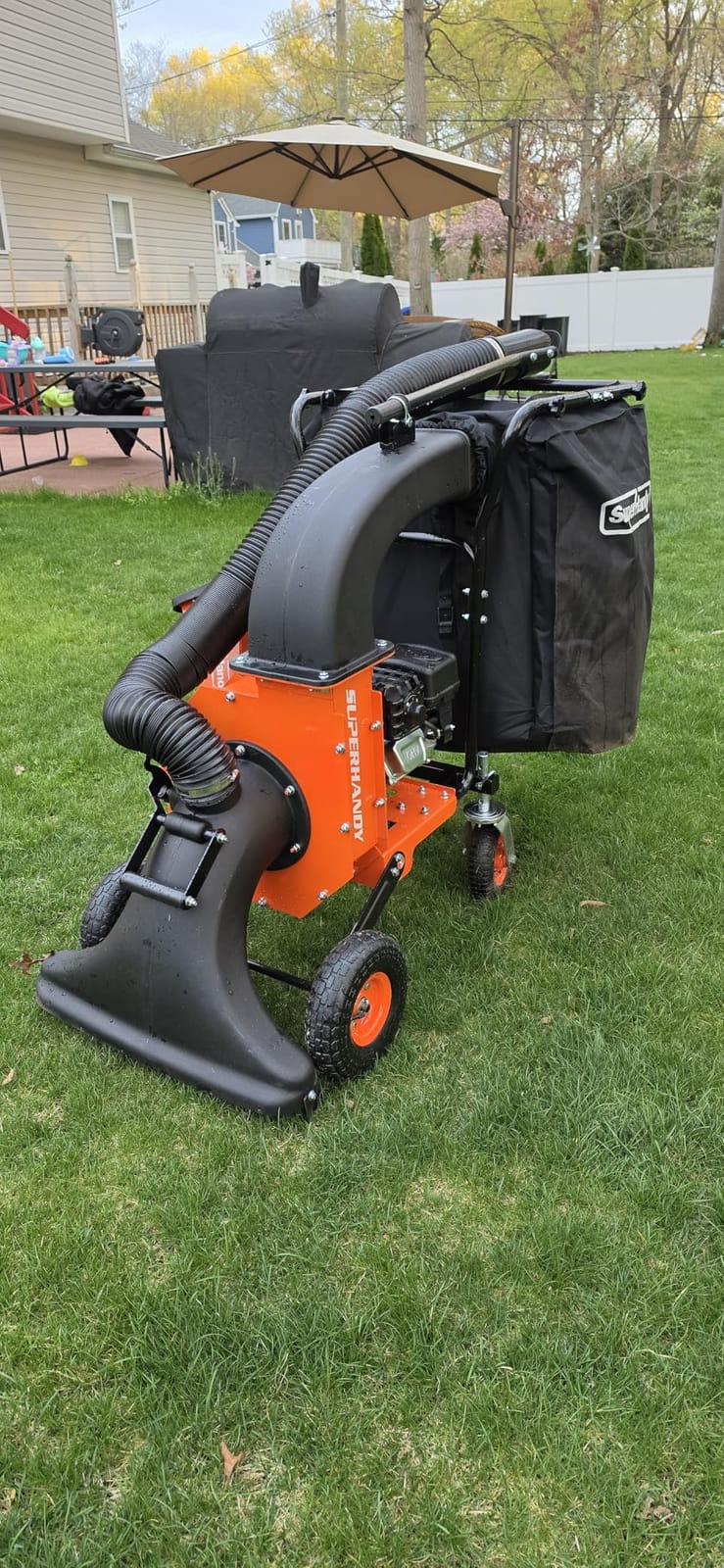 SuperHandy Leaf Vacuum & Wood Chipper - 7 HP 209CC Gas Engine, 10:1 Mulch Ratio, 6 Bushel Bag Capacity, Walk-Behind Leaf Vacuum Mulcher & Wood Chipper customer photo 1