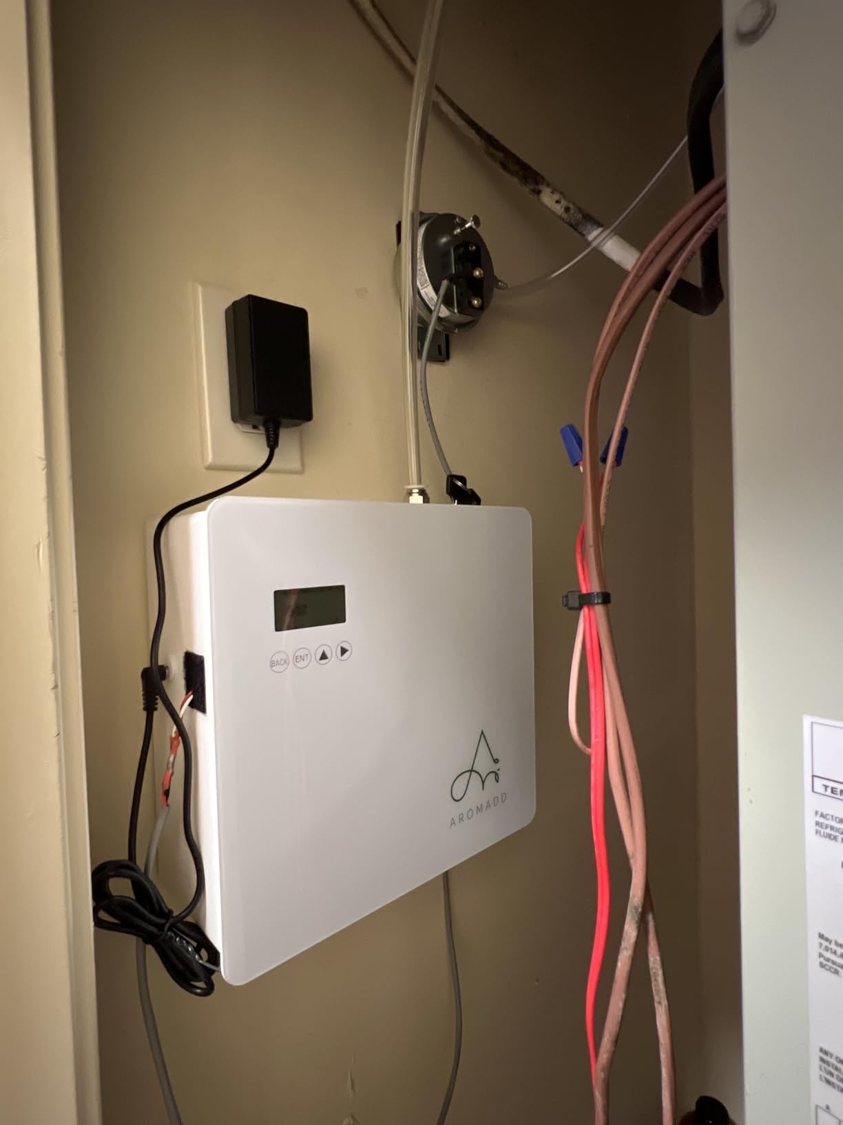 AROMADD 3500 Sq.Ft Smart Scent Diffuser - HVAC System | Whole House Aroma & Hotel Collection Diffuser, Waterless Diffuser for Home Large Room, Cold Air Tech, 600mL customer photo 2