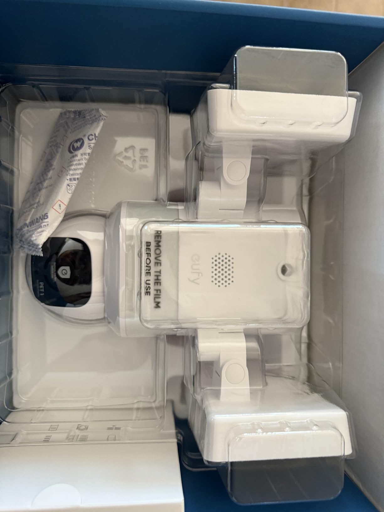 eufy Security Floodlight Camera E30, 2K, AI Detection & Tracking, Outdoor | 360 Coverage, Pan & Tilt, 2000 Lumens, Built-in Siren, 24/7 Recording, 2.4GHz Wi-Fi, No Monthly Fee customer photo 1
