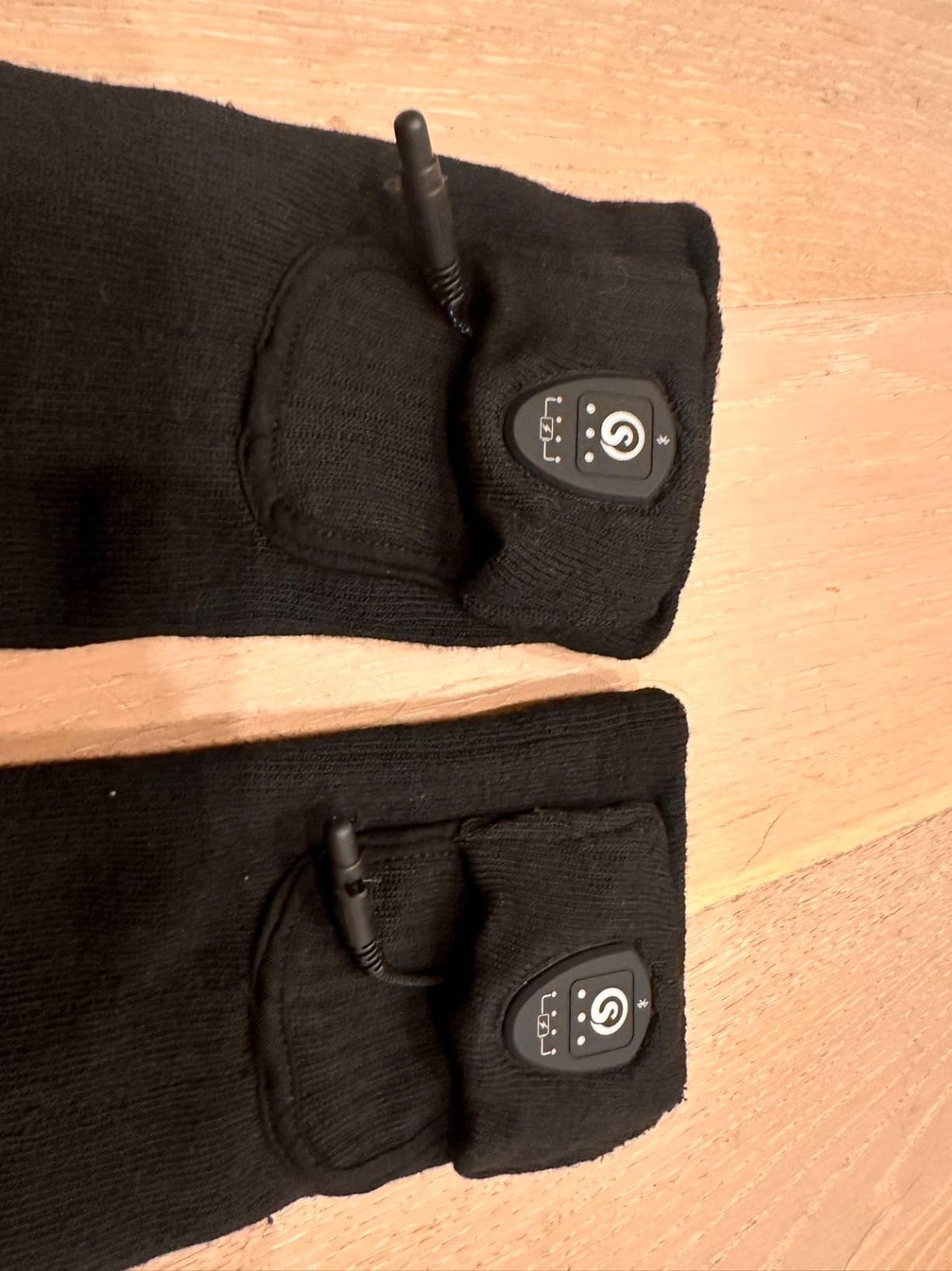 SAVIOR HEAT Heated Socks for Men Women with APP Control Battery Rechargeable Electric Heating Skiing Socks Washable Foot Warmer for Winter Hunting Skiing Fishing Hiking customer photo 2