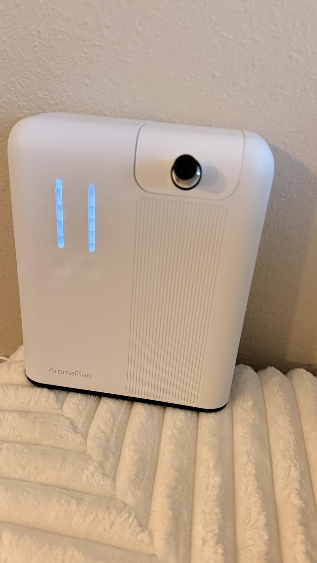 Smart Scent Diffuser Whole House + 2 Scents - 5 Star Hotel, Cold Air | 2,000 Sq Ft Coverage, Waterless & Mess-Free, Whisper-Quiet, Manual/App Control, Free 6-Month Warranty, HVAC Compatible customer photo 2