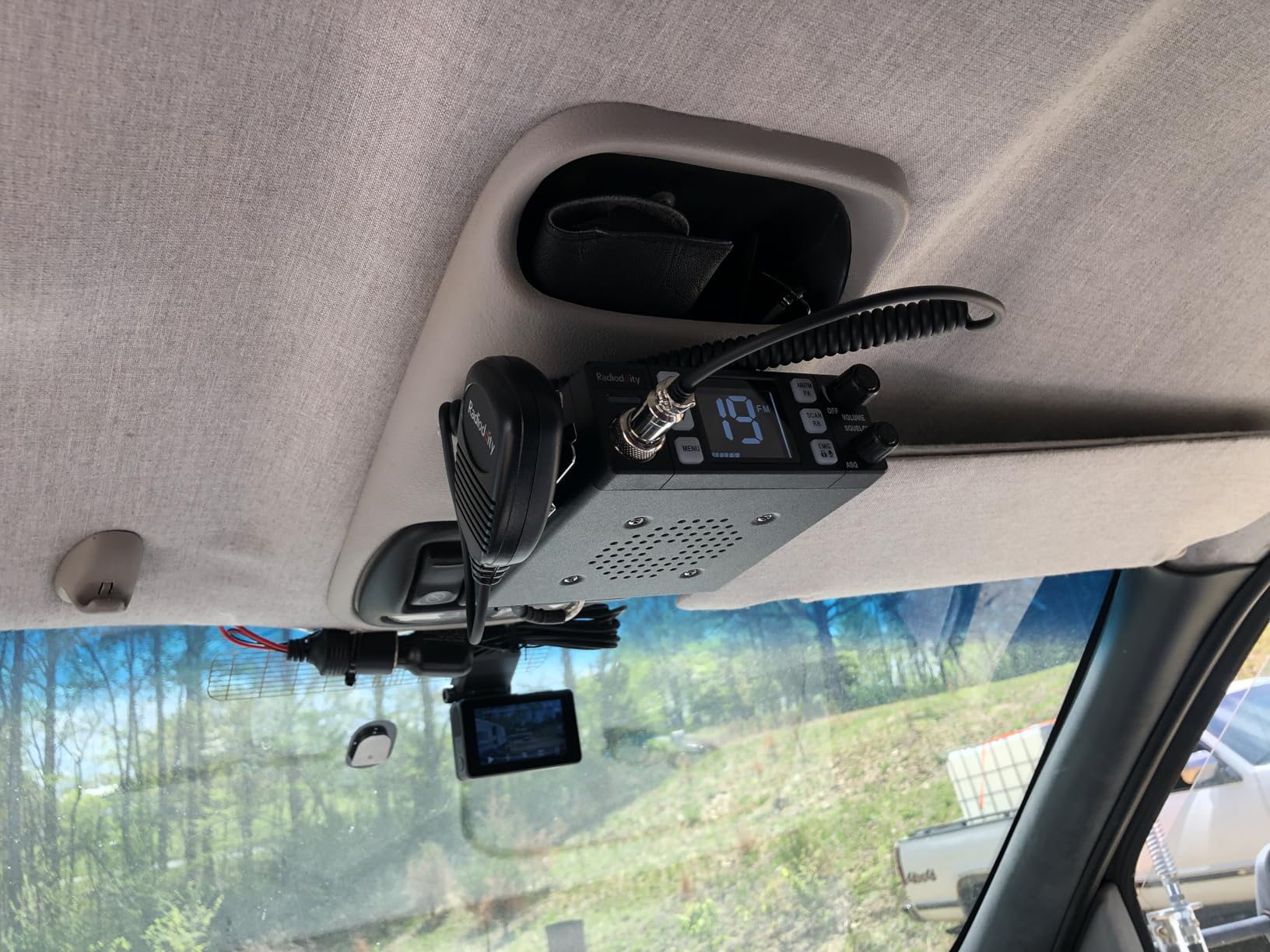 Radioddity CB-606 CB Radio AM/FM/PA, 40 Channels, 4W, 40 Channel, VOX | Compact Mobile Transceiver 2.2