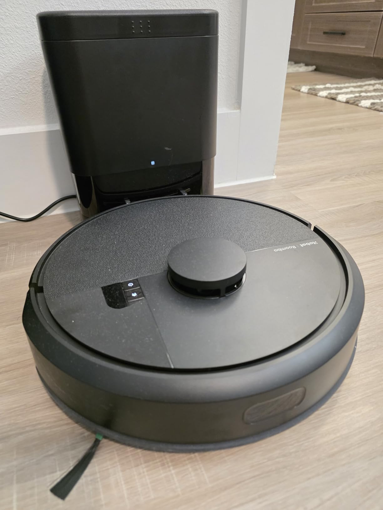 iRobot Roomba 105 Combo Robot Vacuum & Mop with AutoEmpty Dock - Self-Empties for 75 Days, Intense Power-Lifting Suction, LiDAR Navigation, Multiple Cleaning Modes, Avoids Mopping Carpet | Up to 75-day capacity, intense suction, LiDAR navigation, multiple cleaning modes customer photo 1