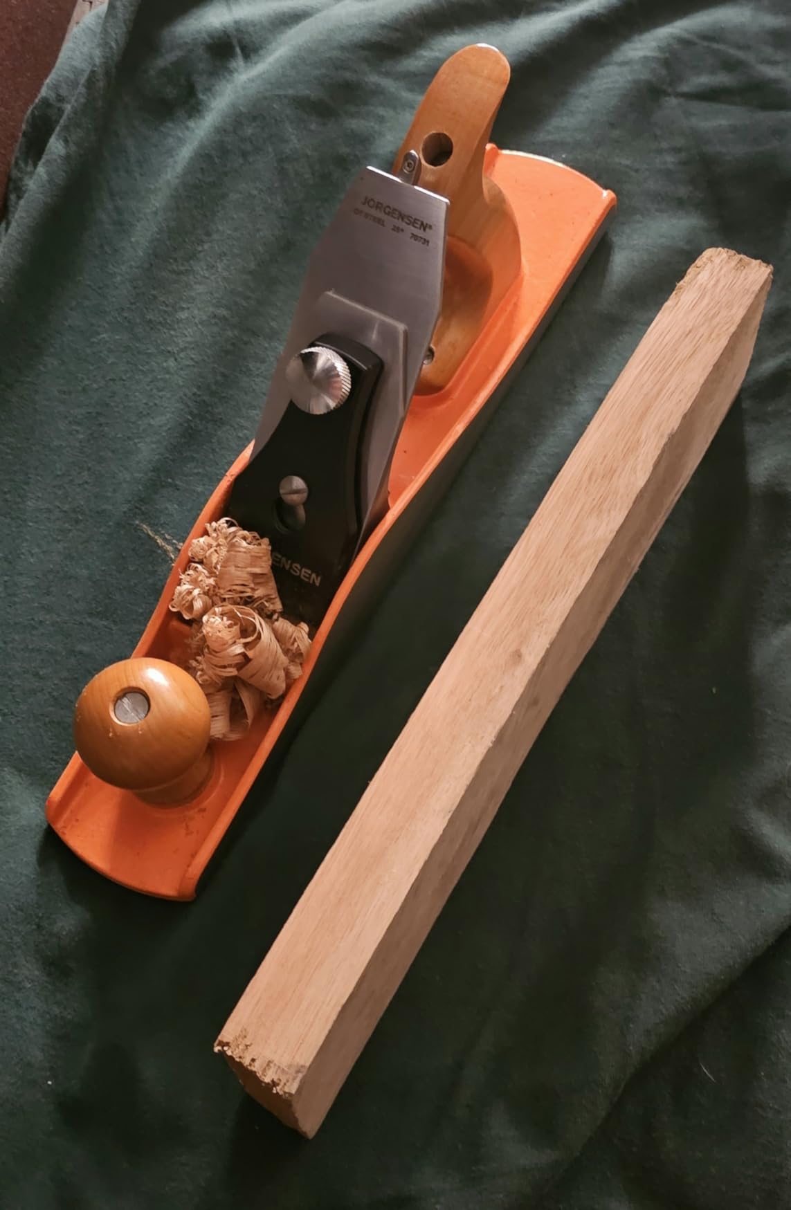 JORGENSEN No.5 Wood Planer, Professional Hand Planer for Woodworking | Jack Plane for Flattening, Smoothing - Hand Plane with Ductile Iron Body, Adjustable Cutting Depth, Ergonomic Handle customer photo 2