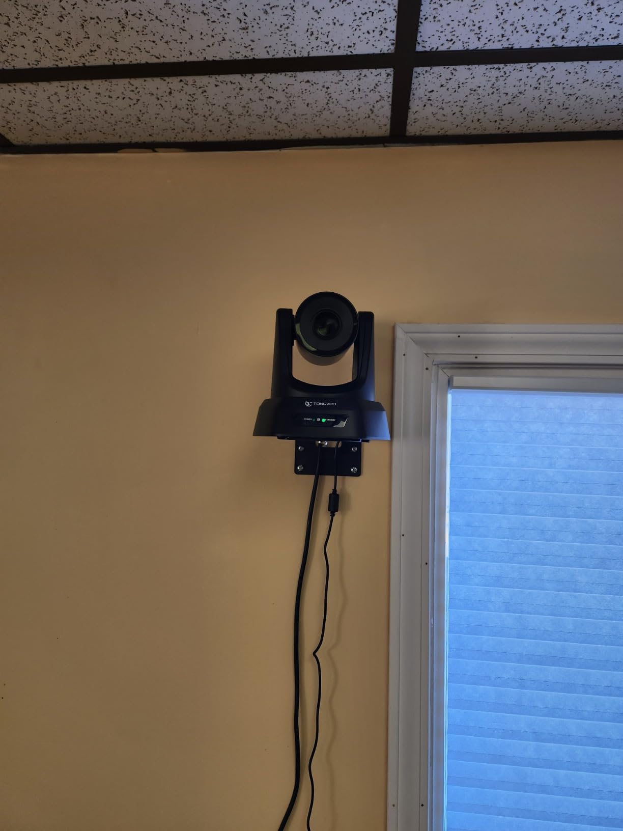 TONGVEO 4K AI PTZ Camera with Auto Tracking and 20X Optical Zoom, Conference Room Webcam with HDMI/USB3.0/LAN/PoE, Ideal for Church Worship, Zoom Meetings, Live Streaming and Education customer photo 1