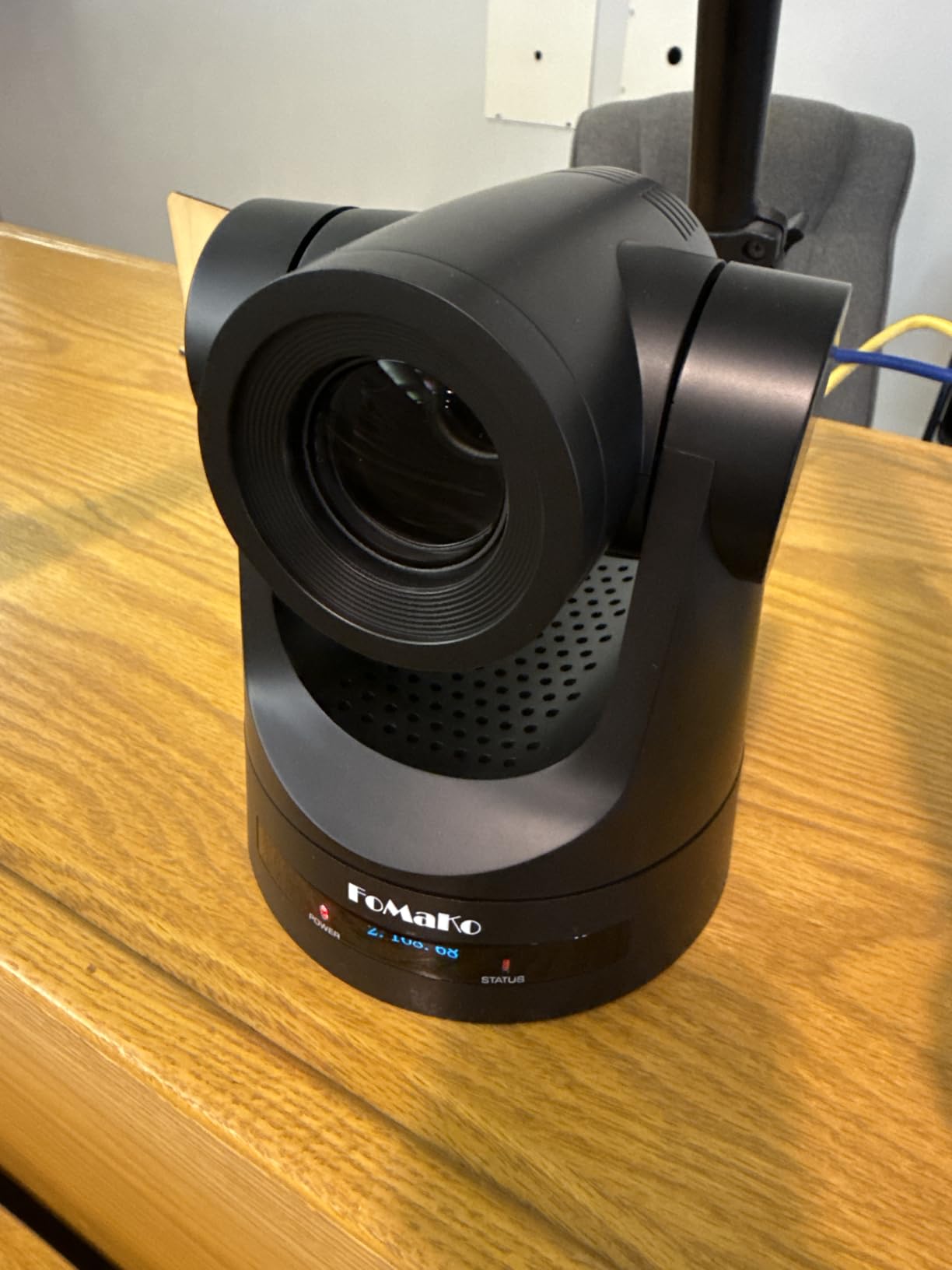 FoMaKo 4K 60fps NDI PTZ Camera, Supports NDI HX3 4K 60fps Output, 20x Optical Zoom, Gen 3 AI Auto-Tracking, 3G-SDI/HDMI/NDI/USB/PoE, Ideal for Church Worship & Live Studio, K600N Black customer photo 1