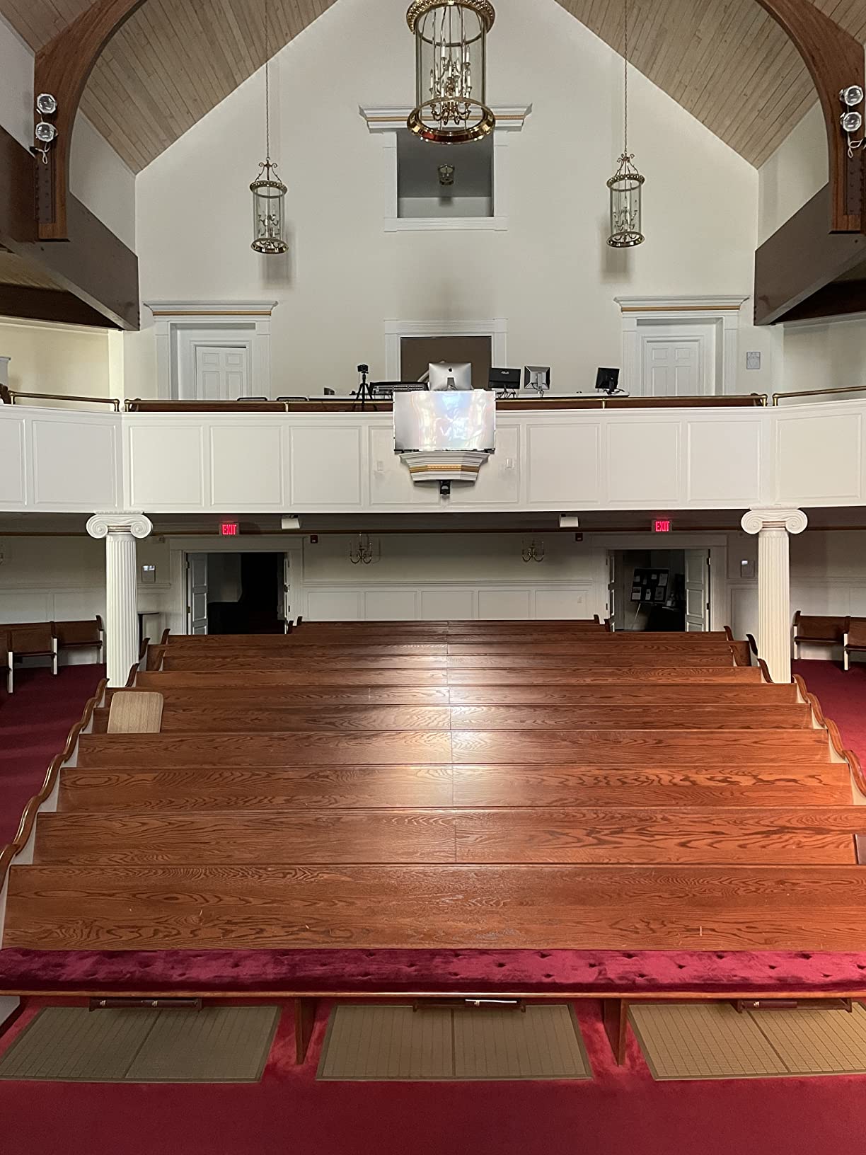 FoMaKo 4K 60fps NDI PTZ Camera, Supports NDI HX3 4K 60fps Output, 20x Optical Zoom, Gen 3 AI Auto-Tracking, 3G-SDI/HDMI/NDI/USB/PoE, Ideal for Church Worship & Live Studio, K600N Black customer photo 2
