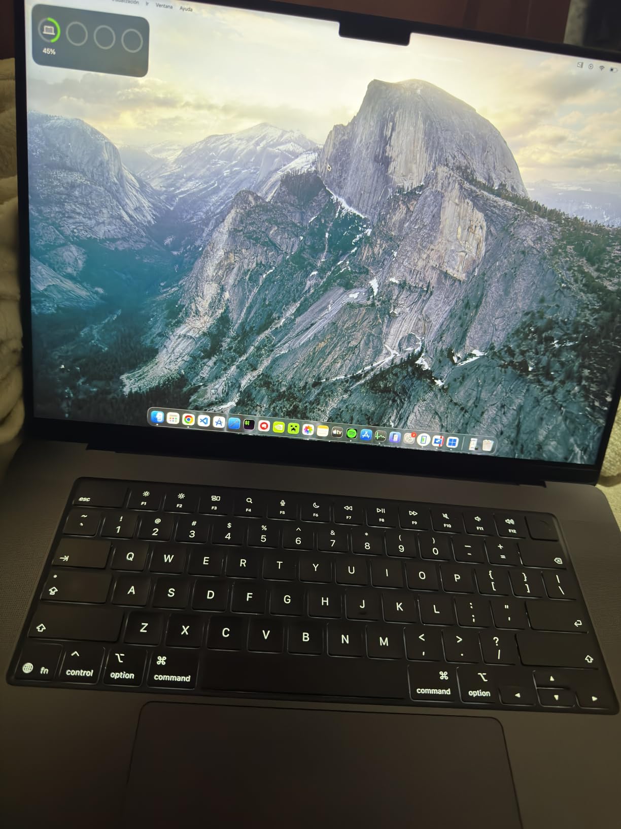 Apple 2026 MacBook Pro Laptop with Apple M5 Pro chip with 18-core CPU and 20-core GPU: Built for AI, 16.2-inch Liquid Retina XDR Display, 48GB Unified Memory, 1TB SSD, Wi-Fi 7; Silver customer photo 2