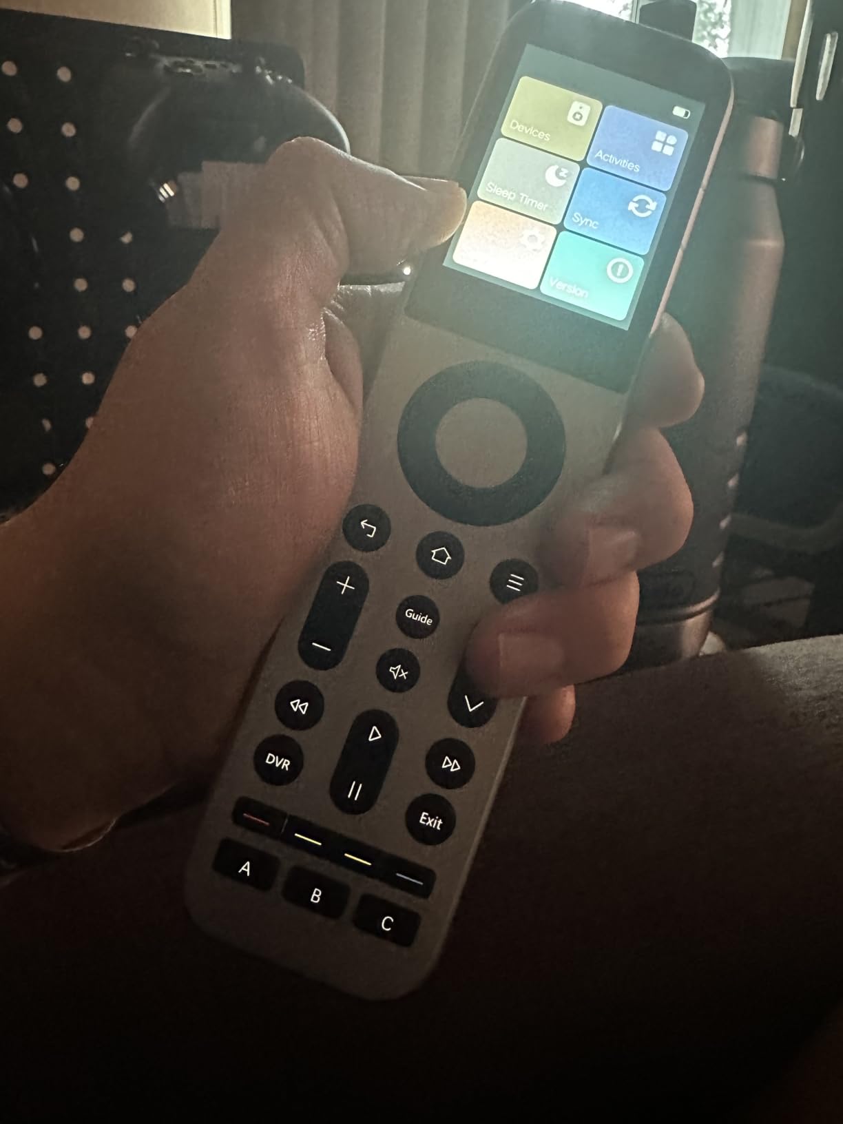 X2 Universal Remote with Hub & Charging Dock & R1 Infrared Repeater | SofaBaton X2 Universal Remote Control with Touchscreen, Activities, APP, Works with Alexa & Google Assistant & Home Assistant customer photo 1