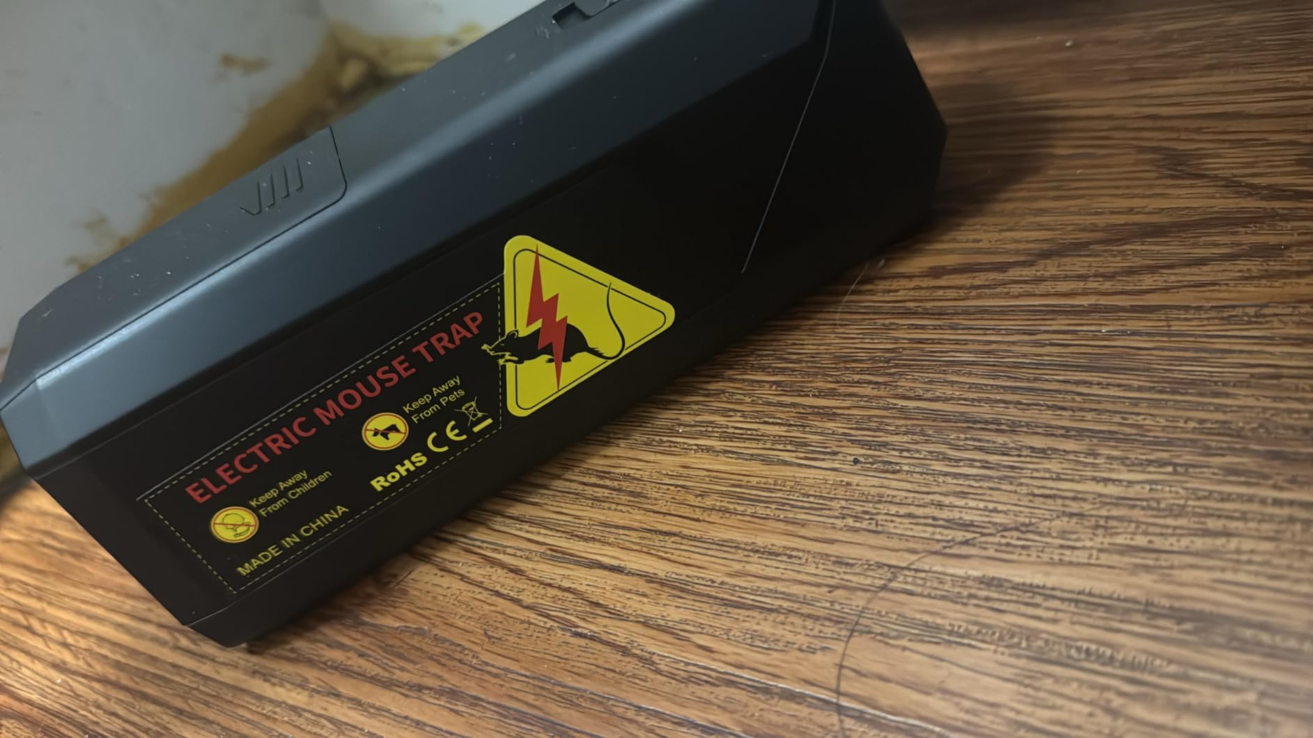 Electric Mouse Traps Indoor for Home, Reusable No-Touch Electronic Mouse Trap Zapper with Powerful Voltage Effectively Kills Mice in Living Rooms, Kitchens, Garages, and More customer photo 2