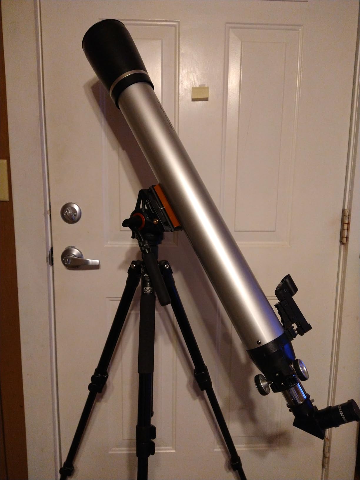 Celestron NexStar 4SE Maksutov-Cassegrain GoTo Telescope customer photo 1