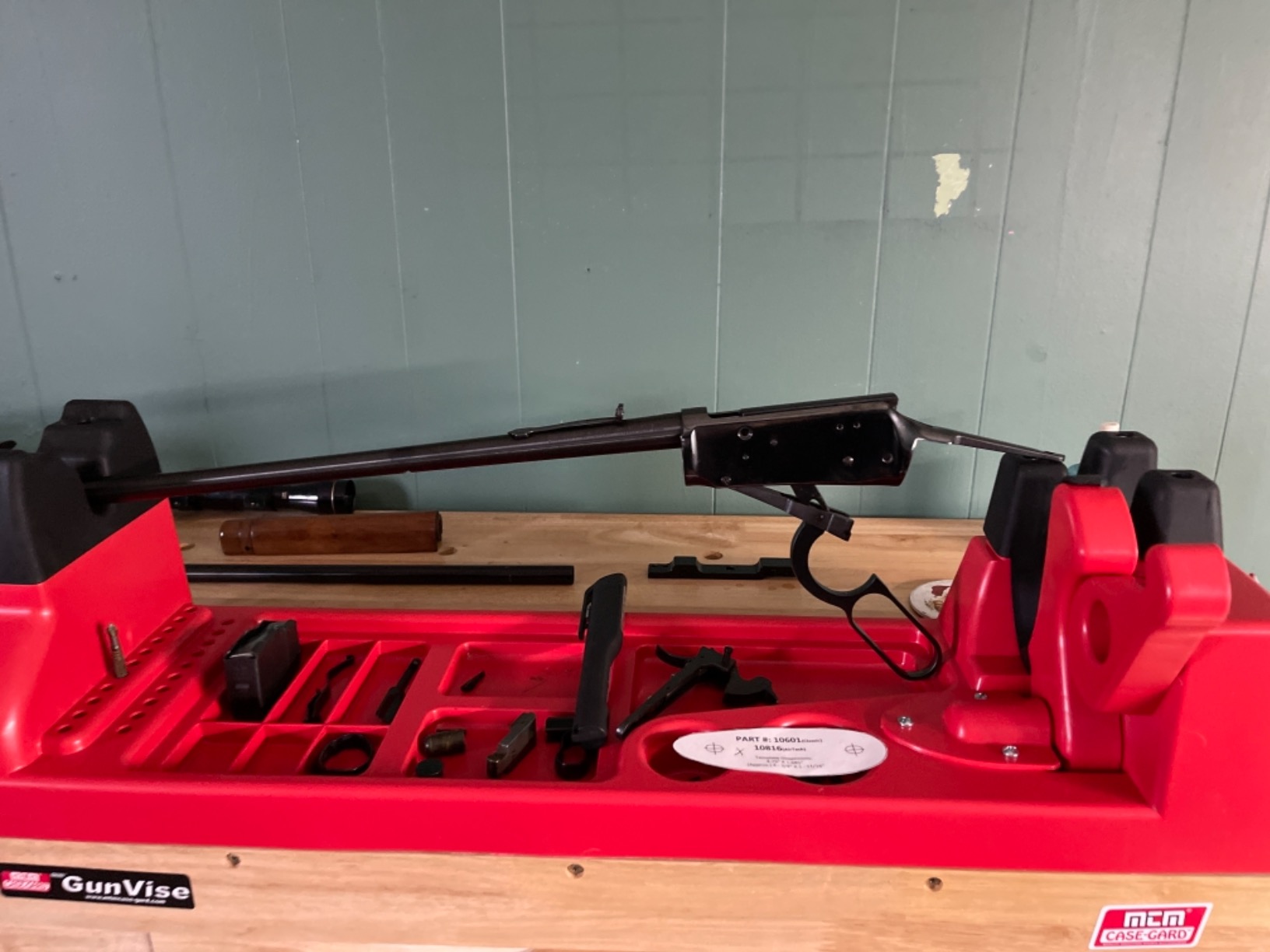 MTM GV30 Gun Vise for Gunsmithing work and Cleaning Kit, Free Standing, 11 Compartments, USA Made, Red customer photo 2