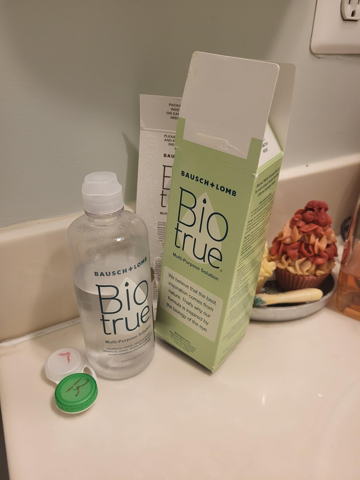 Biotrue Multi-Purpose Contact Lens Solution with Case, 10 Fl oz 2-Pack customer photo 2