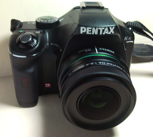 Pentax SMC PENTAL-Da 35mmF2.4AL Standard Lens Focal Length 53.5mm (Equivalent to 35mm Format) High Delineation Performance F2.4 High Brighness Compact Lightweight Design Aspherical Lens Super Protect Coating, Black (21987) customer photo 2